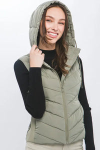 SIGHT TO SEE HOODED PUFFER VEST Uncommon Reign