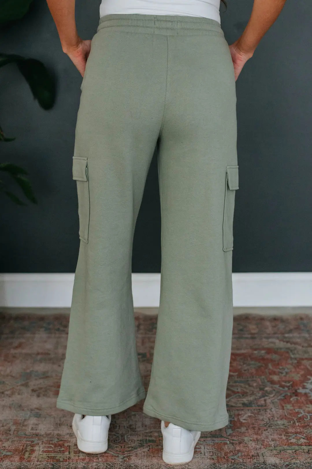 STAY COZY CARGO LOUNGE PANTS - SAGE - UNCOMMON REIGN