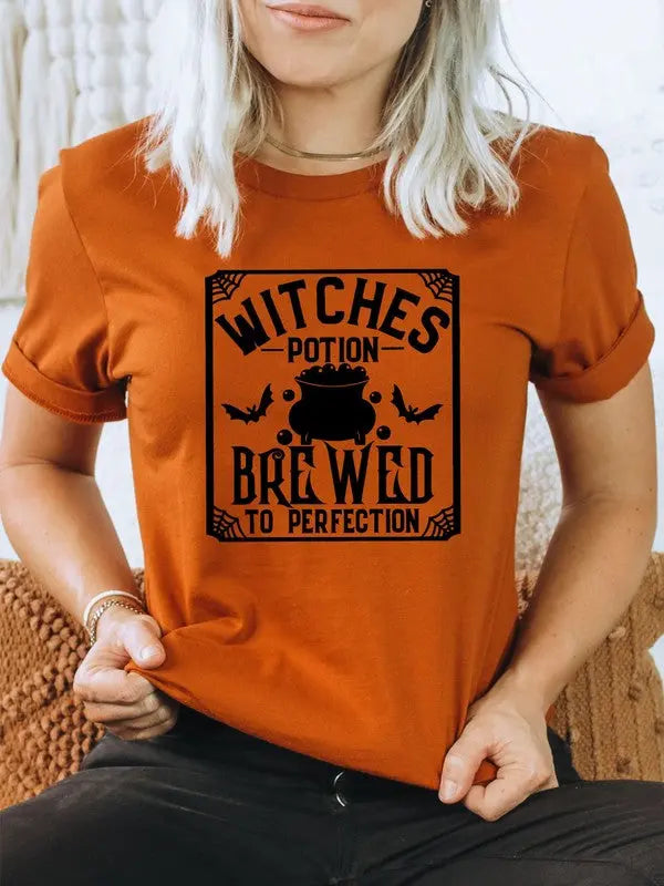 WITCHES POTION GRAPHIC TEE - AUTUMN Uncommon Reign